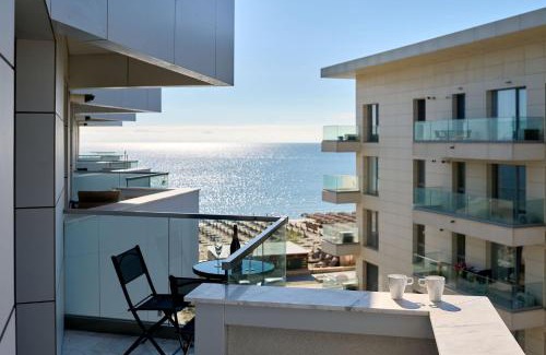 Mamaia-Sat Apartment | Sunset View Apartment in Infinity Beach Resort - parking