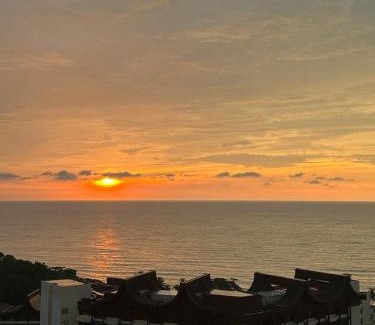 Batu Ferringhi Apartment | Sunset View Batu Ferringhi