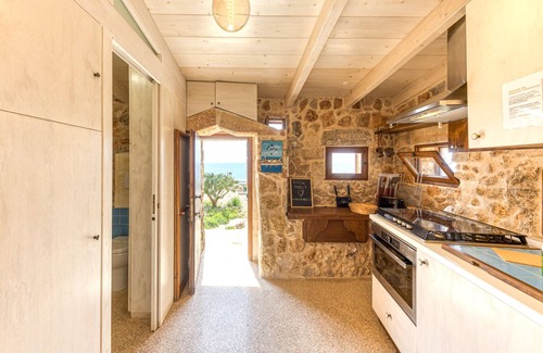 Torre Vado Villa | Sunset view, infinity pool, little stone house