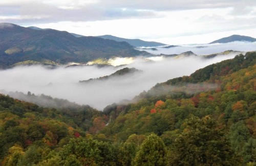 Elk Park House | Sunset View Lodge