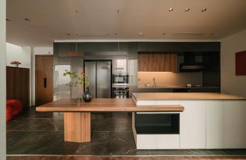 Van Giang Apartment | Sunset view Sky Villa in Ecopark resort with private pool