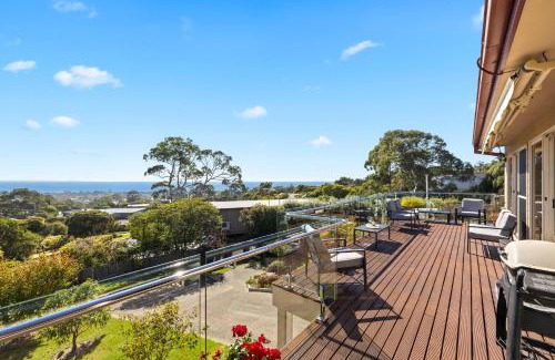 McCrae House | Sunset Views - Cozy McCrae Getaway