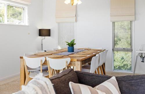 McCrae House | Sunset Views - Cozy McCrae Getaway