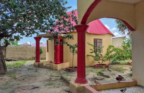 West Coast Division House | Sunshine Guesthouse Bafuloto