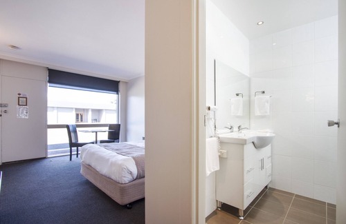 Ardeer Hotel | Sunshine Motor Inn