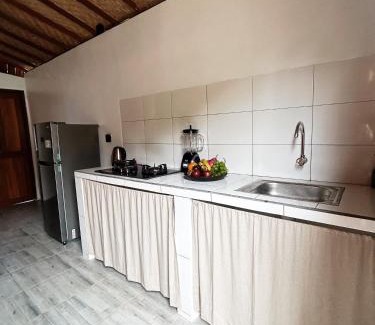 Pecatu Apartment | Sunshine wooden house