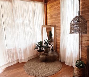 Pecatu Apartment | Sunshine wooden house