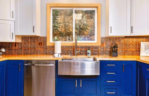 Sandpoint Ski Chalet | Sunspot Lodge - Schweitzer Mountain