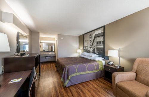 Alexander City Hotel | Super 8 by Wyndham Alexander City