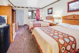 Caddo Valley Hotel | Super 8 by Wyndham Arkadelphia Caddo Valley Area
