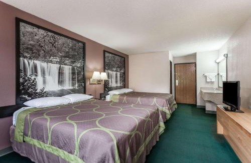 Carrollton Hotel | Super 8 by Wyndham Carrollton