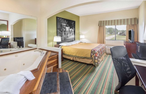 Duson Hotel | Super 8 by Wyndham Duson Lafayette West Area