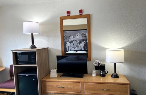 Hill City Hotel | Super 8 by Wyndham Hill City/Mt Rushmore/Area