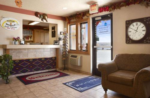 East Las Vegas Hotel | Super 8 by Wyndham Las Vegas