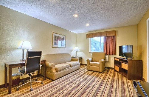 Latham Hotel | Super 8 by Wyndham Latham/Albany Airport
