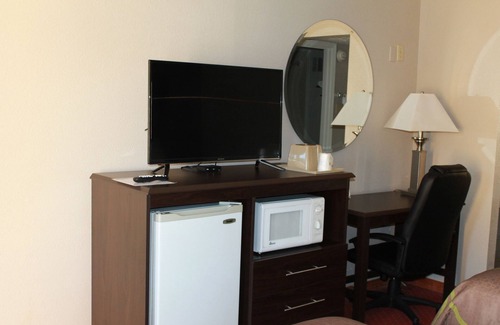 Locust Grove Hotel | Super 8 by Wyndham Locust Grove