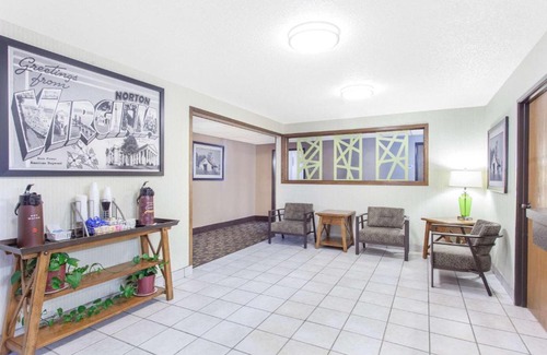 Norton Hotel | Super 8 by Wyndham Norton VA