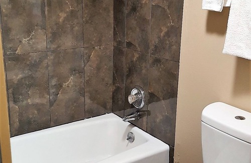 O'Fallon Hotel | Super 8 by Wyndham O'Fallon MO/St. Louis Area