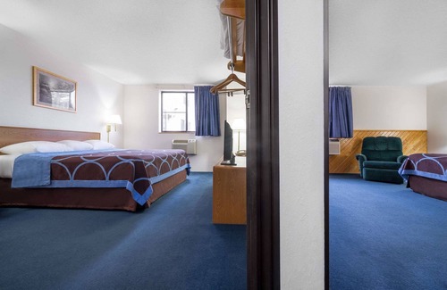 Park Rapids Hotel | Super 8 by Wyndham Park Rapids