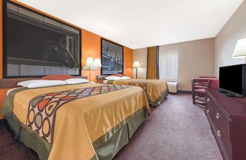 Shepherdsville Hotel | Super 8 by Wyndham Shepherdsville - Louisville South I65