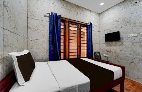 Gandhipuram Hotel | Super Collection O Omni Bus Terminal Gandhipuram Formerly Apple Grand