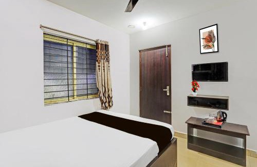 Nellore Hotel | Super Collection O Vanamthopu Center Nellore Formerly ESR Guest Inn
