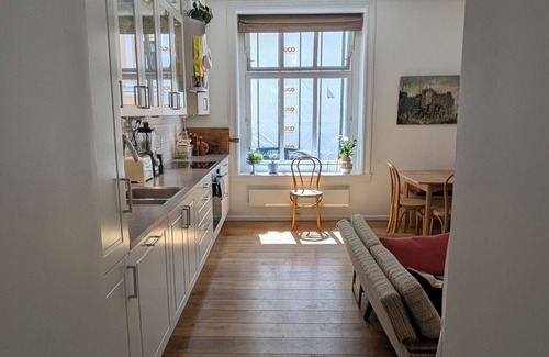 Majorstua Apartment | Super connected yet tranquil appartment in Majorstuen.