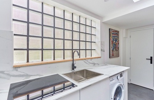 Pere Lachaise Apartment | Superb AC Loft Paris Père Lachaise 3 bdr