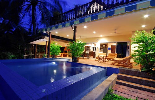 Bang Po Villa | Superb Beachfront Villa with private Pool & Jacuzzi in tropical garden.