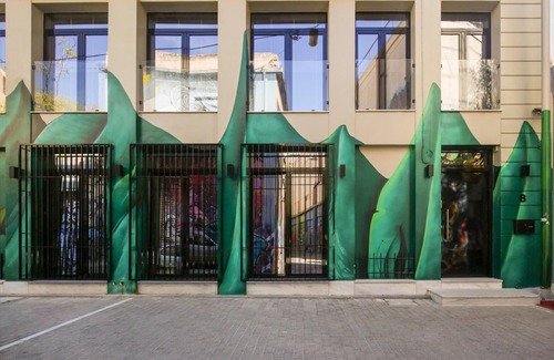 Psirri Apartment | Superb Central Athens Suite With Rooftop Perfect for 5 Guests 85sqm