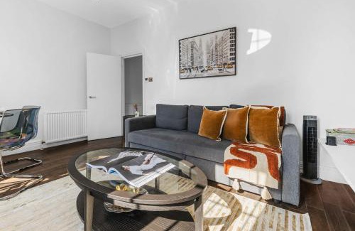 Norland Apartment | Superb duplex in prime area of London
