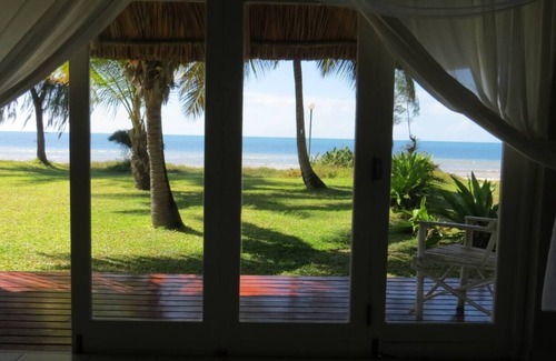Inhambane Province House | Superb lodge with AC in Inhassoro - 9 bedrooms available