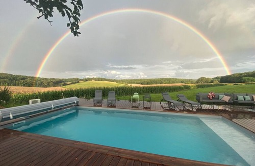 La Ferte-Loupiere House | Superb longère 2 hours from Paris