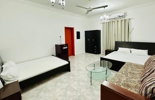 Mirdif Apartment | Superb room Wifi+many amenities