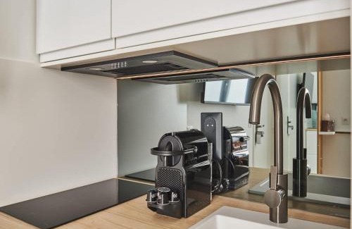 Faubourg Saint-Germain Apartment | Superb studio Tour Eiffel Champ de Mars