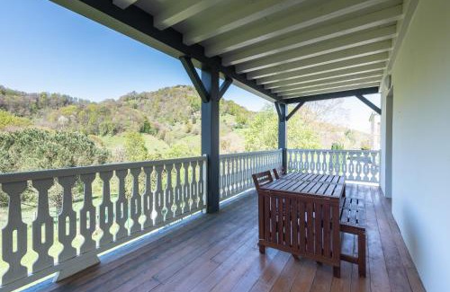 Bagneres-de-Bigorre Apartment | Superbe Appartement rénové