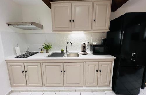 Hyeres City Centre Apartment | Superbe appartement neuf et cosy en centre ville