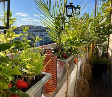 19th Arrondissement Apartment | Superbe duplex Paris-rooftop vue panoramique