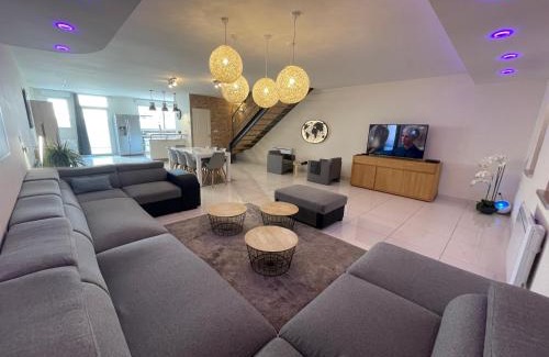 Montlucon Apartment | Superbe LOFT centre-ville Montluçon