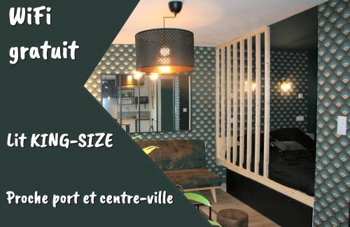 Saint-Brieuc Apartment | Superbe studio entre le port et le centre ville - LIT KING-SIZE, WiFi & NETFLIX gratuit