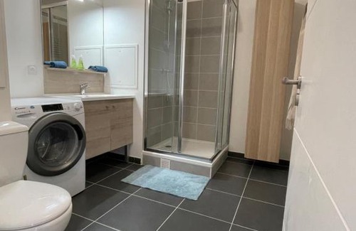 Quartier Atlantis Apartment | Superbe T2 proche de la Gare RER TGV Massy Palaiseau