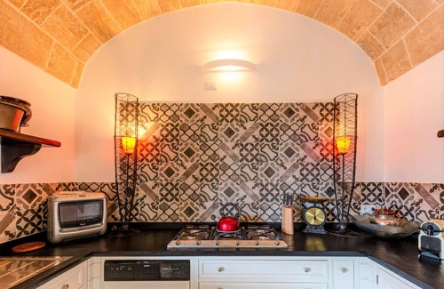 Patu Villa | Superior villa with private pool, 2km from the sea