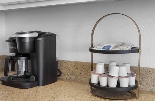 North Las Vegas House | Supreme 5BDR Oasis w/Pool,Pickle Ball,Golf & More!