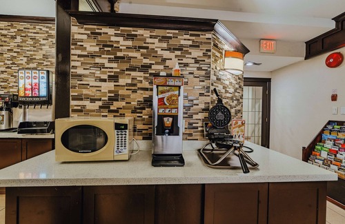 Coquitlam Hotel | SureStay Plus by Best Western Coquitlam