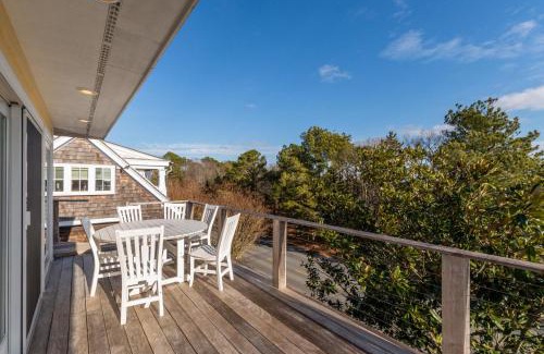 The Pines House | Surf avenue 48