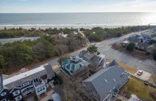 The Pines House | Surf avenue 48