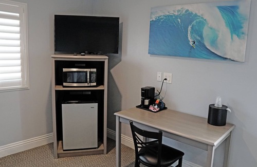 Huntington Beach Hotel | Surf City Inn - Near Seal Beach Pier