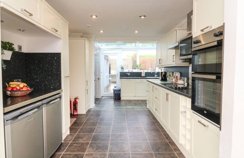 Woolacombe House | Surf View