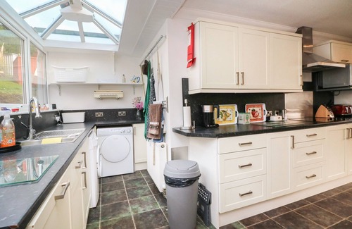 Woolacombe House | Surf View