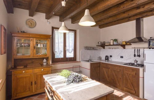 Voltaggio House | SURROUNDED BY NATURE, FARM IN FARM WITH POOL